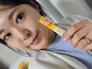 [광동제약] 비타500데일리스틱 제니 에디션60포&굿즈3종 — 5점을 준 리뷰어가 2021년 10월 올린 사용 사진