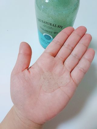 벨먼 내추럴스파 수분광채 스크럽 바디워시 600ml 5종 — 5점을 준 리뷰어가 2022년 5월 올린 사용 사진