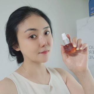 유니베르소 로즈힙 오일 15ml — 5점을 준 리뷰어가 2021년 5월 올린 사용 사진