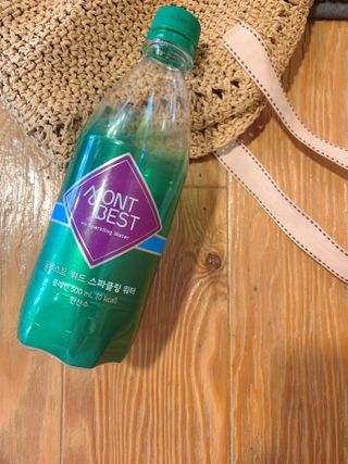 몽베스트 Montbest with Sparkling water Plain 20병 — 5점을 준 리뷰어가 2022년 6월 올린 사용 사진