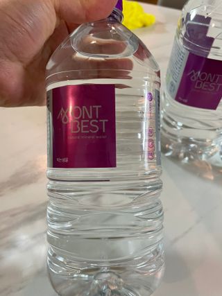 몽베스트 MONTBEST 1L 12입 — 5점을 준 리뷰어가 2022년 4월 올린 사용 사진