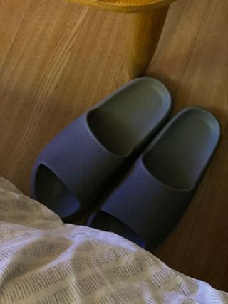 창신리빙 [프랑코 EVA 항균 거실화] 똑똑한 정리 수납 — 5점을 준 리뷰어가 2021년 2월 올린 사용 사진