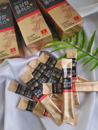 서울약사신협_투데이홍삼정플러스스틱_10g x 30포 — 5점을 준 리뷰어가 2021년 6월 올린 사용 사진