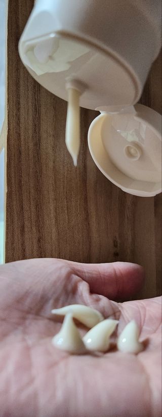 틱톡 [후르디아] 올리브영 아로마 비건 바디워시1종+바디로션1종 (그리너리) — 4.5점을 준 리뷰어가 2022년 12월 올린 사용 사진