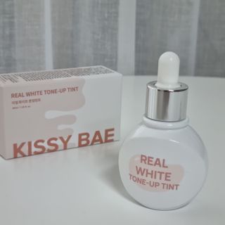 KISSY BAE 키시베이 키시베이 리얼화이트 톤업틴트 — 5점을 준 리뷰어가 2021년 7월 올린 사용 사진