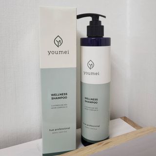 유메이 웰니스 샴푸 + 유메이 스칼프 브러쉬 — 5점을 준 리뷰어가 2021년 11월 올린 사용 사진