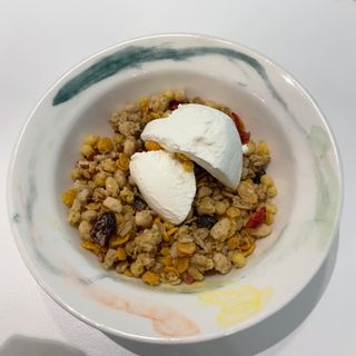 매일바이오 그릭요거트 오리지널 플레인 4개, 로스터리 커피믹스 4개 — 5점을 준 리뷰어가 2021년 12월 올린 사용 사진