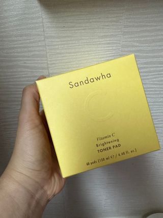 산다화 비타민씨 화이트닝 토너 패드 — 5점을 준 리뷰어가 2023년 9월 올린 사용 사진