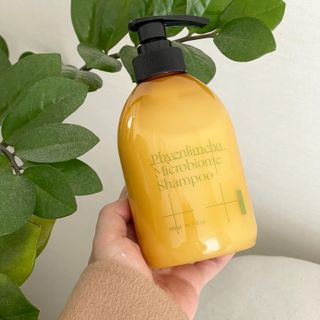 방방곳곳 편림초 마이크로바이옴 샴푸 — 5점을 준 리뷰어가 2022년 3월 올린 사용 사진