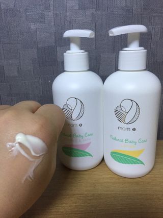 mom e 맘이 내추럴 베이비 케어 샴푸앤바스+로션 — 5점을 준 리뷰어가 2021년 1월 올린 사용 사진