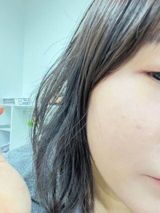 (구매평)스마트 스토어 구매평 _토아스 선 프로텍션 크림 혼합자차 선크림 50g — 5점을 준 리뷰어가 2025년 9월 올린 사용 사진