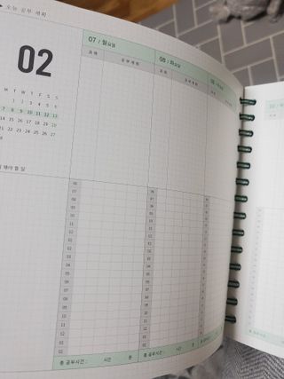 리훈 2022년 날짜형 오늘공부  스터디 플래너 — 5점을 준 리뷰어가 2021년 12월 올린 사용 사진