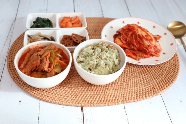 빈트 비건 국찌개 3종 리뷰 사진