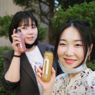 BLENDY'S 핑크 스무디+블론디 스무디 — 5점을 준 리뷰어가 2021년 9월 올린 사용 사진