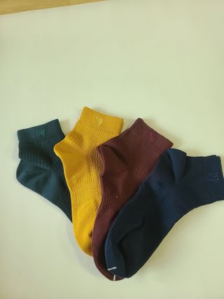 [사이즈가 있는 양말 필로이] 남/여 골지 발목 양말 4족 세트 남【S, M, L, XL】여【S, M, L】_컬러 랜덤 — 5점을 준 리뷰어가 2022년 6월 올린 사용 사진