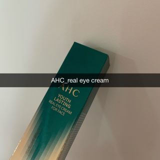 [NEW 탄력유턴 아이크림] AHC 유스 래스팅 리얼 아이크림 포 페이스 — 4점을 준 리뷰어가 2021년 1월 올린 사용 사진