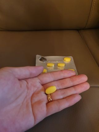 서울약사신협_내몸애발란스멀티비타민앤미네랄파워업_800mg x 90정 — 5점을 준 리뷰어가 2021년 8월 올린 사용 사진