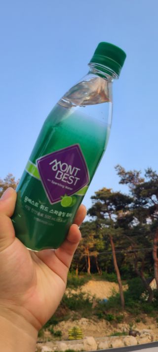 몽베스트 Montbest with Sparkling water Lime20병 — 5점을 준 리뷰어가 2022년 5월 올린 사용 사진