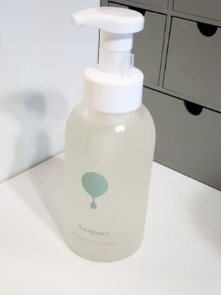 아미퓨어 [라이브] 피부장벽 강화를 위한 머랭 버블 클렌저 천연계면활성제로 온가족 사용가능 — 5점을 준 리뷰어가 2021년 7월 올린 사용 사진