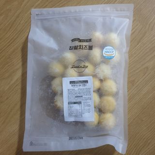Dog&Ball 독앤볼 [Dog&Ball] 미니찹쌀볼도그 찹쌀치즈볼 — 5점을 준 리뷰어가 2021년 9월 올린 사용 사진
