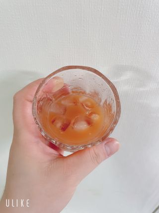 자연에온 핑크 자몽 착즙 100mL 10개입 1BOX +가 득담은 자몽 콜라겐 젤리스틱 1BOX — 4.5점을 준 리뷰어가 2021년 7월 올린 사용 사진