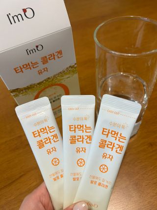 [음료수 대신 가능!]  빠르게 흡수되는 아임오 타먹는 콜라겐 1박스 — 3.5점을 준 리뷰어가 2023년 4월 올린 사용 사진