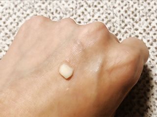 [NEW 탄력유턴 아이크림] AHC 유스 래스팅 리얼 아이크림 포 페이스 — 5점을 준 리뷰어가 2021년 1월 올린 사용 사진