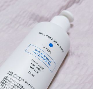 AYU25[아유트웬티파이브]피부 진정, 보습 와일즈 로즈 바디워시 — 5점을 준 리뷰어가 2021년 3월 올린 사용 사진