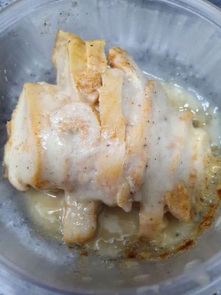 굽네몰 [굽네] 소스가 맛있는 닭가슴살 슬라이스 4종 — 5점을 준 리뷰어가 2021년 12월 올린 사용 사진