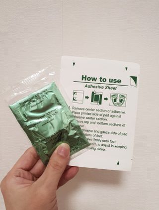 [레제르] 아로마 수액패치 발패치 30매입 -라벤더향/유칼립투스향/대나무향 — 4.5점을 준 리뷰어가 2022년 10월 올린 사용 사진