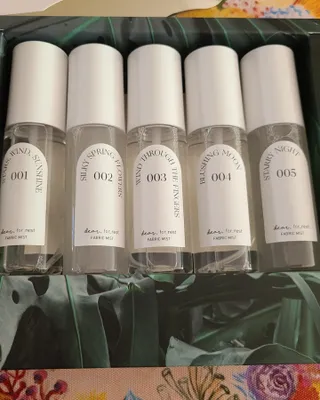디어포레스트 [5개세트] 숲속의 하루 패브릭미스트 (섬유향수/ 룸스프레이) 50ml 5개 — 5점을 준 리뷰어가 2022년 10월 올린 사용 사진