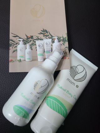 mom e 맘이 내추럴 베이비 케어 크림+바디오일 — 5점을 준 리뷰어가 2021년 1월 올린 사용 사진