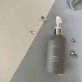 엠디스픽 무향 바리스타 핸드크림 울트라 고보습 대용량 펌핑 245g — 4점을 준 리뷰어가 2023년 1월 올린 사용 사진