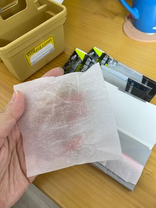 [갸스비] 메이크업은 그대로, 피지만 쏙 - BB킵 오일컨트롤 파우더 페이퍼 — 5점을 준 리뷰어가 2021년 6월 올린 사용 사진
