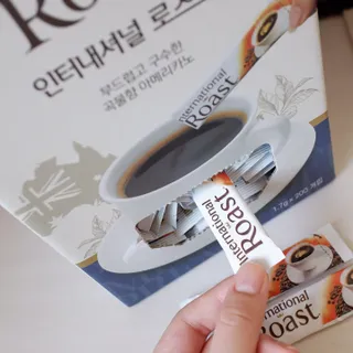 인터내셔널로스트 [인터내셔널 로스트] 호주마약커피 200T — 5점을 준 리뷰어가 2021년 10월 올린 사용 사진