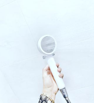 바디빔 더블클린 비타 샤워기 — 5점을 준 리뷰어가 2021년 8월 올린 사용 사진