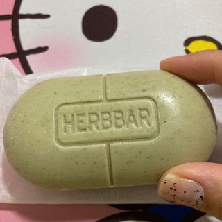 제이제이바이오 허브마사지바 올인원 알약비누 — 4.5점을 준 리뷰어가 2022년 4월 올린 사용 사진