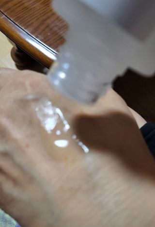 리더스코스메틱 리더스 퍼스트 샷 액티브 에센스 토닝 컨트롤 & 포어 컨트롤 — 4.5점을 준 리뷰어가 2022년 1월 올린 사용 사진