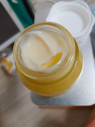 [후르디아] 미백 기능성 감귤 브라이트닝 크림 — 5점을 준 리뷰어가 2021년 4월 올린 사용 사진