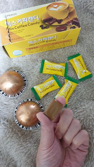 (주) 피치코리아 믹스커피캔디76g x2개입 — 5점을 준 리뷰어가 2022년 11월 올린 사용 사진
