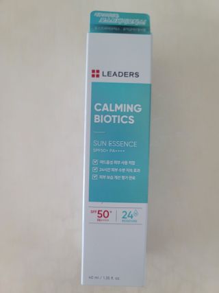 리더스코스메틱 리더스 카밍 바이오틱스 선 에센스 SPF 50+ PA++++ — 5점을 준 리뷰어가 2022년 5월 올린 사용 사진