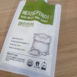클린24시간  클린한끼 쉐이크 1세트 (5개) — 5점을 준 리뷰어가 2023년 5월 올린 사용 사진