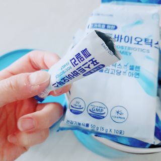서울약사신협_포스트바이오틱스패밀리_5g x 100포 — 5점을 준 리뷰어가 2021년 5월 올린 사용 사진