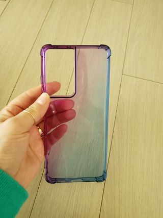 뮤즈캔 갤럭시S21 시리즈 그라데이션 탱크방탄 케이스 — 5점을 준 리뷰어가 2021년 2월 올린 사용 사진