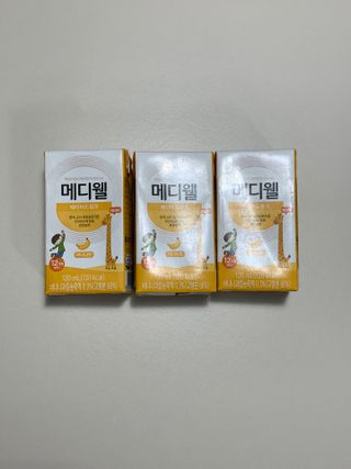 메디웰 페디아드링크 미니 바나나맛 — 5점을 준 리뷰어가 2022년 8월 올린 사용 사진