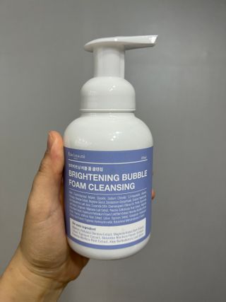 약손명가코스메틱 에오스보떼 브라이트닝 버블 폼 클렌징 300ml — 4점을 준 리뷰어가 2021년 12월 올린 사용 사진