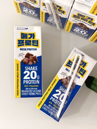 바디랩 프로틴음료 단백질쉐이크 메가프로틴 — 5점을 준 리뷰어가 2022년 5월 올린 사용 사진