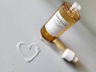 [스킨1004] 마다가스카르 센텔라 앰플 100ml — 5점을 준 리뷰어가 2024년 5월 올린 사용 사진