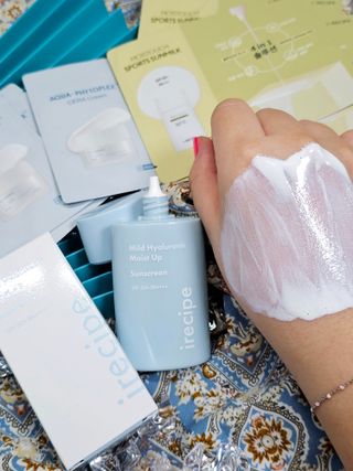 아이레시피 마일드 히알루로닉 모이스트 업 선스크린 SPF50+ PA++++ — 4점을 준 리뷰어가 2023년 6월 올린 사용 사진
