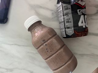 닥터유 프로 단백질 드링크 40g 초코 닥터유 프로 단백질드링크 40g 초코 — 5점을 준 리뷰어가 2024년 9월 올린 사용 사진
